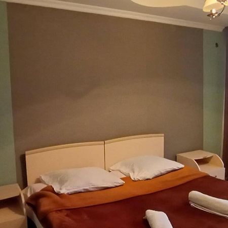 Sunny Hotel Местия Екстериор снимка