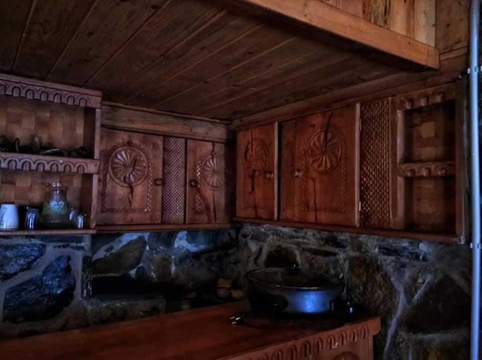 Sunny Hotel Местия Екстериор снимка